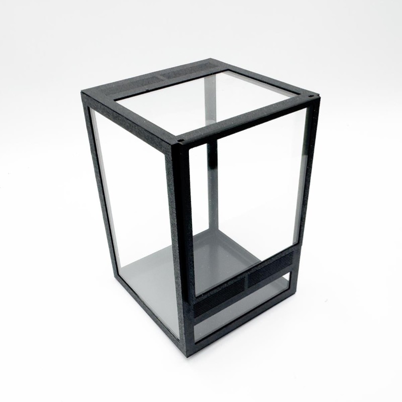 Terrarium szklane 10x10x15cm z ramkami Terrarium szklane 10x10x15cm z ramkami