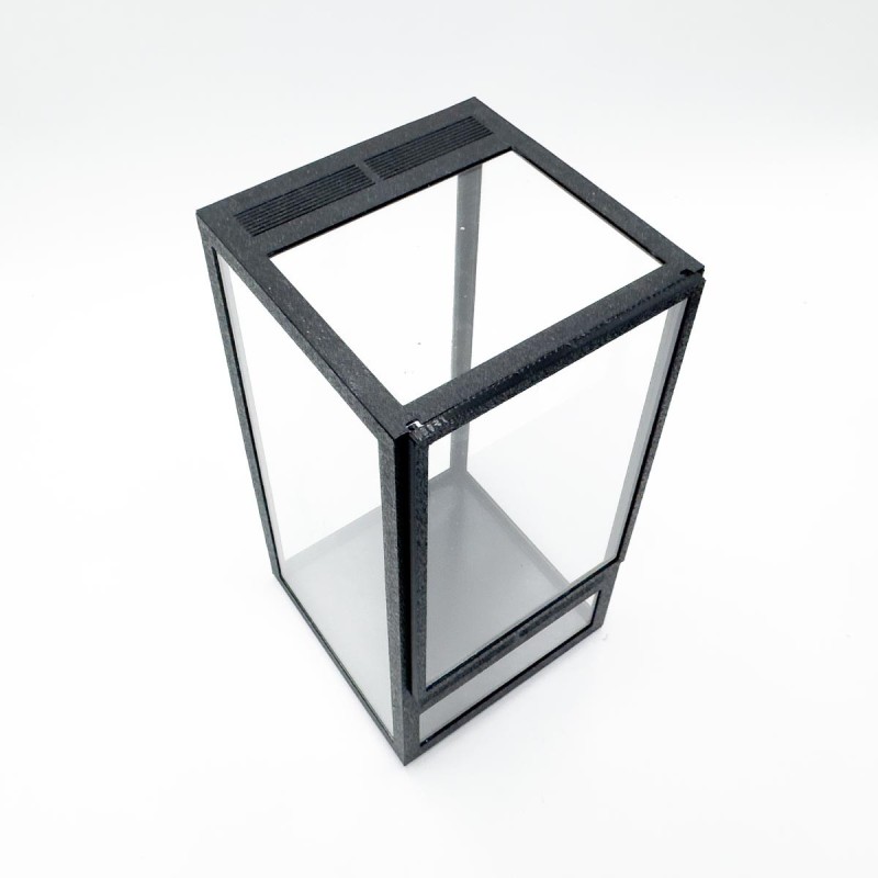 Terrarium szklane 10x10x15cm z ramkami Terrarium szklane 10x10x15cm z ramkami
